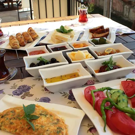 Adacayi Hotel *