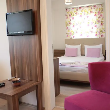 Adacayi Hotel